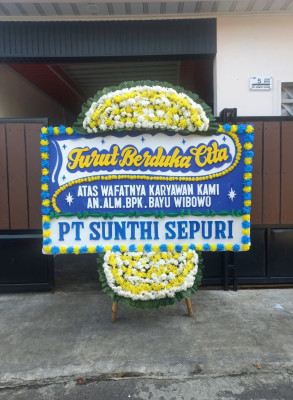 Papan Bunga Duka di Kubu Tanjung